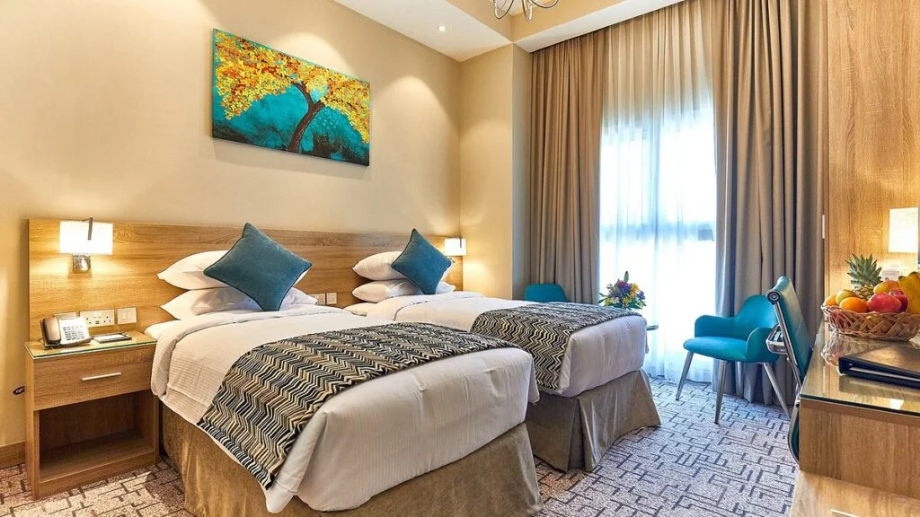 Rose Hotel Group 5 Top Hotels in Dubai That Will Change the Way You Experience Luxury 3 rose-plaza-hotel-al-barsha